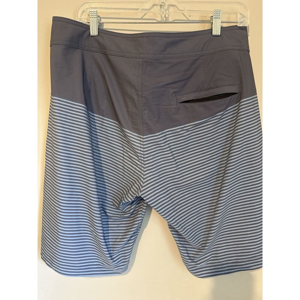 TravisMathew Men's Board Shorts Swim Trunks Size 34, Blue/Gray, Unlined - Picture 4 of 5